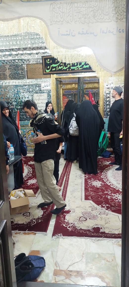زائران امام شهید: حضور در مراسم وداع و تشییع امام شهید در راستای حفظ اقتدار نظام است