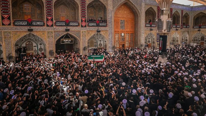 رسانههای صهیونیستی ناگزیر به اعتراف شدند؛ نجف و کربلا در سیطره دریایی از عزاداران سیاهپوش