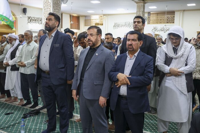 استاندار فارس: انسجام و اتحاد امت اسلامی، سدی در برابر توطئههای دشمن است