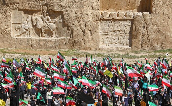 ترسیم آینده اقتصادی فارس در سفر 9 روزه آقای شهید ایران