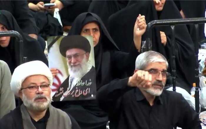 تشییع رهبر شهید رفراندوم جمهوری اسلامی بود