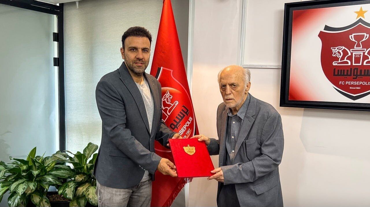 خلیلی سرپرست تیم فوتبال پرسپولیس شد