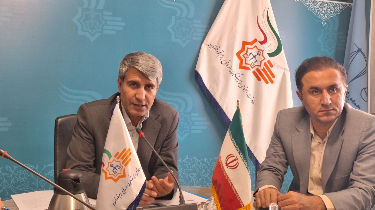 کاهش سرقت و کلاهبرداری در کردستان/ پلمب هشت بنگاه معاملاتی متخلف در سنندج