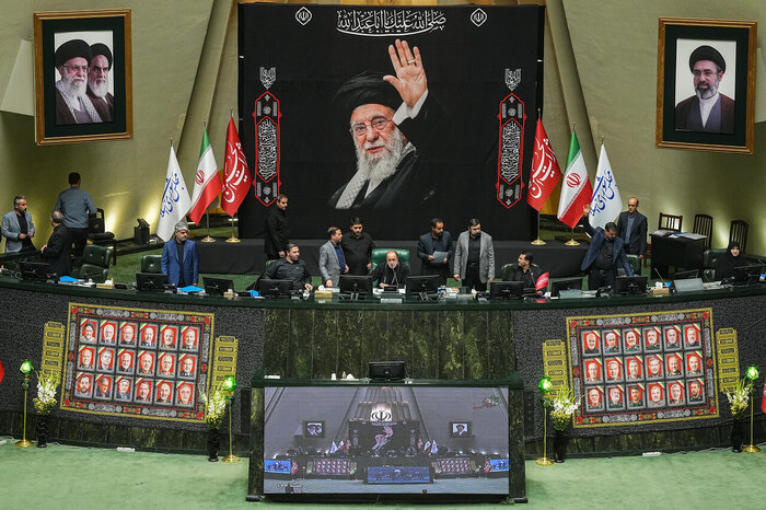 در نخستین جلسه علنی مجلس پس از ۱۴۶ روز چه گذشت؟