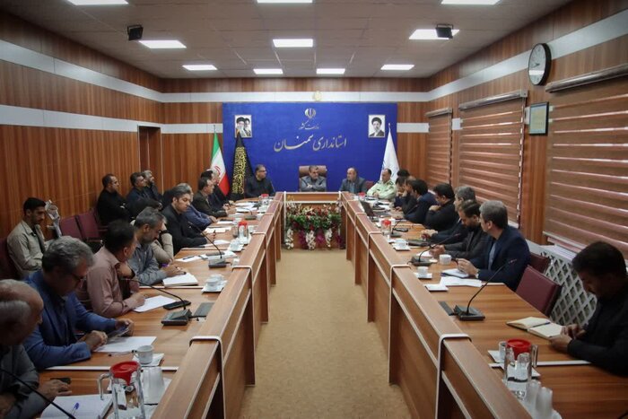 استاندار سمنان: بسترهای تخلف و قاچاق کالا به حداقل برسد