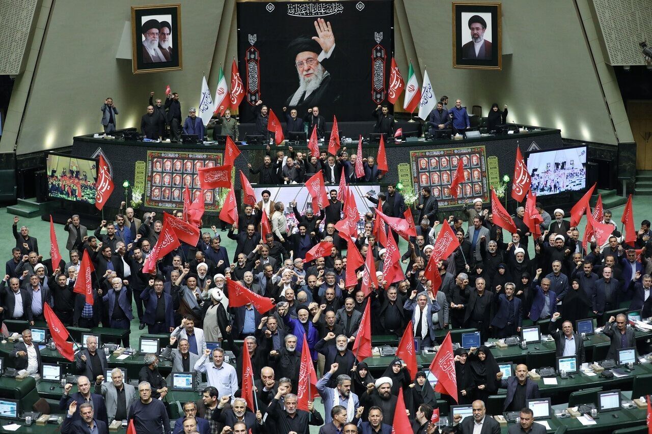 سازوکار برگزاری جلسات در مواقع اضطرار با حضور حداکثر نمایندگان مجلس تصویب شد