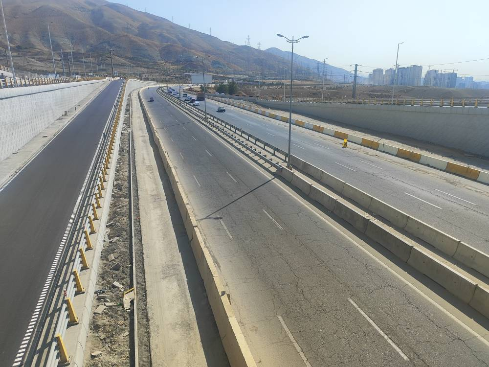 دوربرگردان دسترسی به بیمارستان شریعتی در بزرگراه شهید خرازی افتتاح شد
