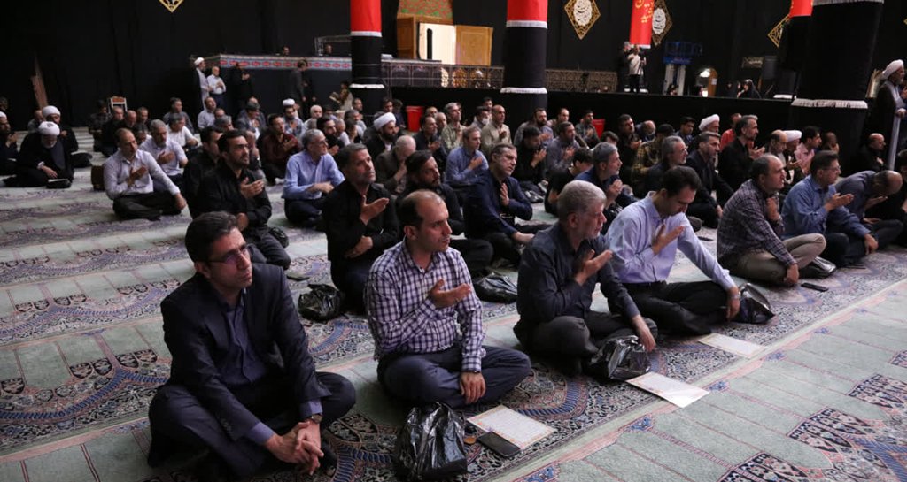 دبیر شورایعالی انقلاب فرهنگی: رهبرشهید نخستین پایهگذار نهادهای نوین فناوری در کشور بودند