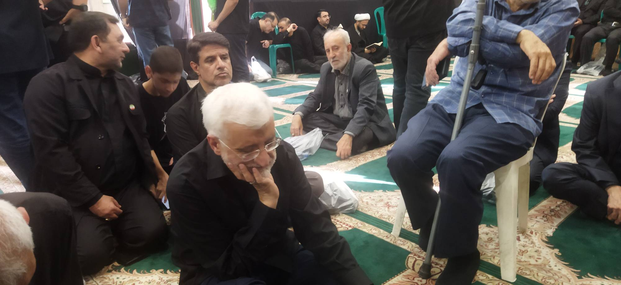 حضور دو فرزند رهبر شهید و سعید جلیلی در ختم شهید مصباح باقری