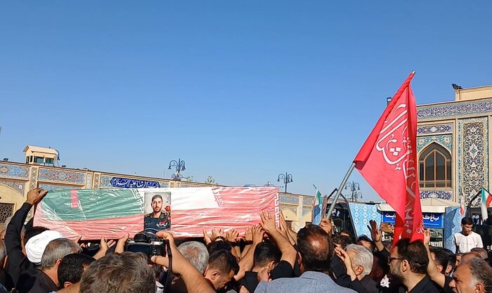 شهید مدافع وطن، در کوار فارس آرام گرفت
