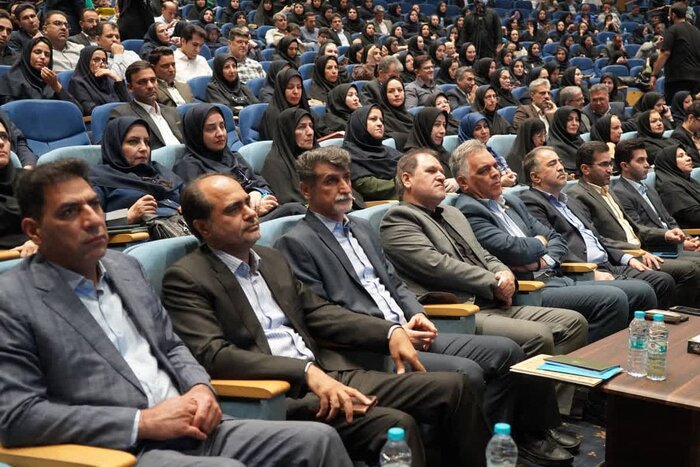 معاون پرستاری وزارت بهداشت: حدود ۱۰۰ هزار پرستار در کشور نیاز داریم