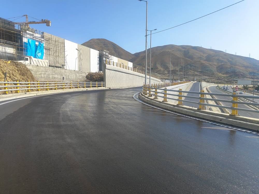 دوربرگردان دسترسی به بیمارستان شریعتی در بزرگراه شهید خرازی افتتاح شد