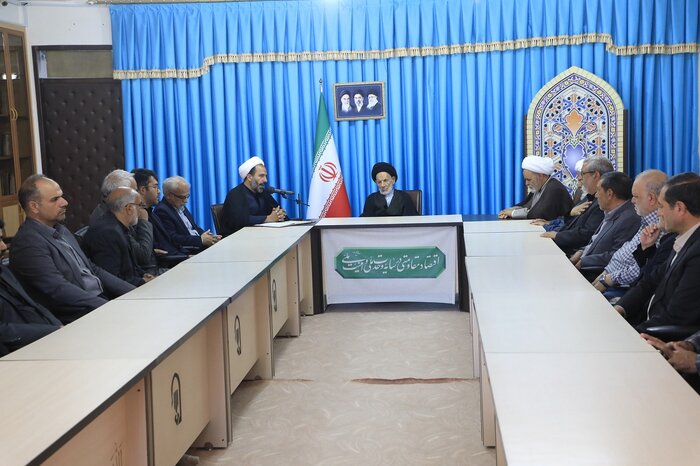 امام جمعه بیرجند: صیانت از نظام اسلامی بدون هوشیاری در انتخاب نیروی انسانی ممکن نیست