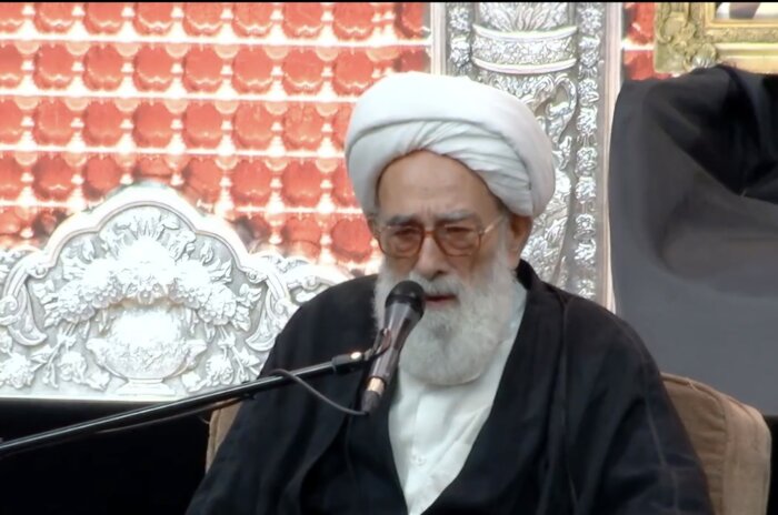 آیین هفتمین شب خاکسپاری رهبر شهید در قم برگزار شد