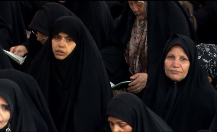 آیین هفتمین شب خاکسپاری رهبر شهید در قم برگزار شد