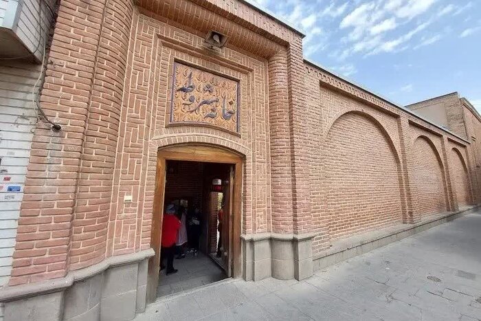 فراخوان انجمن نقاشان تبریز برای خلق آثار هنری در گرامیداشت سالگرد مشروطه