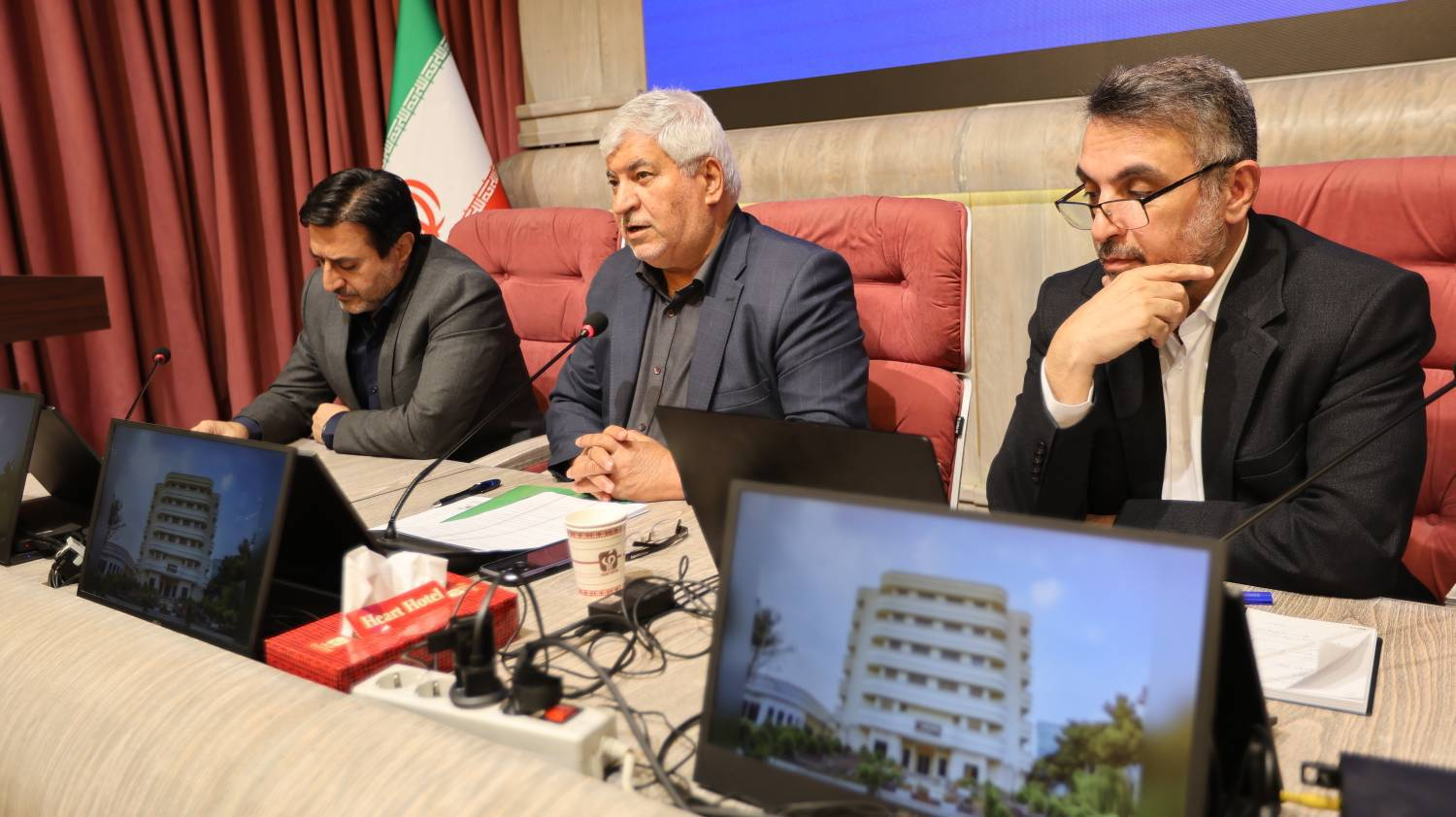 سامانه یکپارچه نسخهنویسی الکترونیک با همکاری فراجا و وزارت بهداشت رونمایی شد