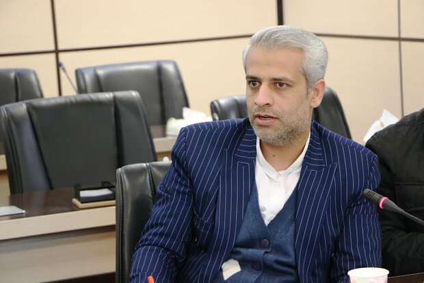 دوبله تلهتئاتر پس از سالها از سر گرفته شد/ از «جنون شاه جرج» تا «اسب جنگی»