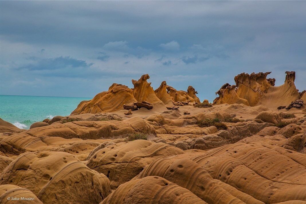 Maxar Beach tourism development in Hormozgan began