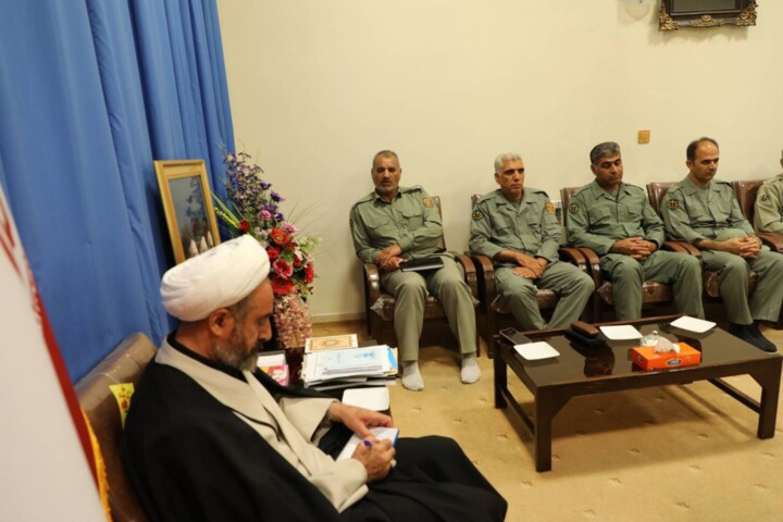 امام جمعه ایلام: حیات انسان به سلامت طبیعت وابسته است