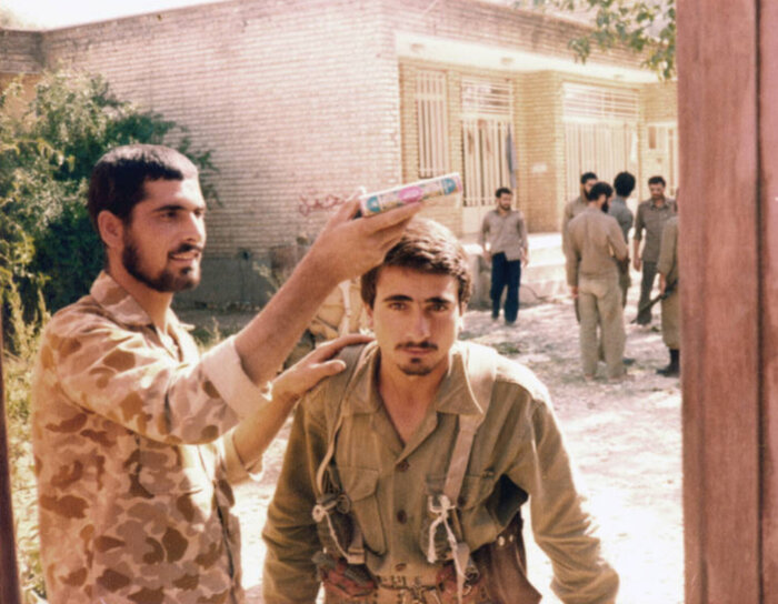 او هنوز ۲۱ ساله مانده است