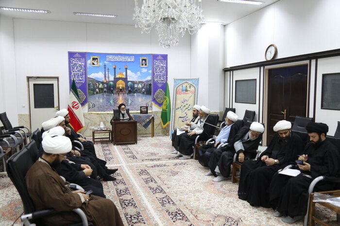 آیت الله سعیدی: کنار آمدن با آمریکا را از ذهن خود بیرون کنید
