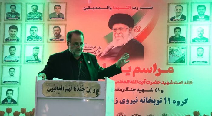 دریادار سیاری: دشمن به دنبال تضعیف تابآوری اجتماعی مردم است