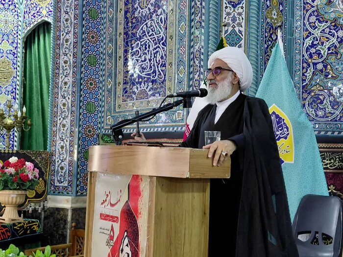 استکبار ستیزی و مقاومت تنها راه استقلال و آزادی ملتها مقابل نظام سلطه است