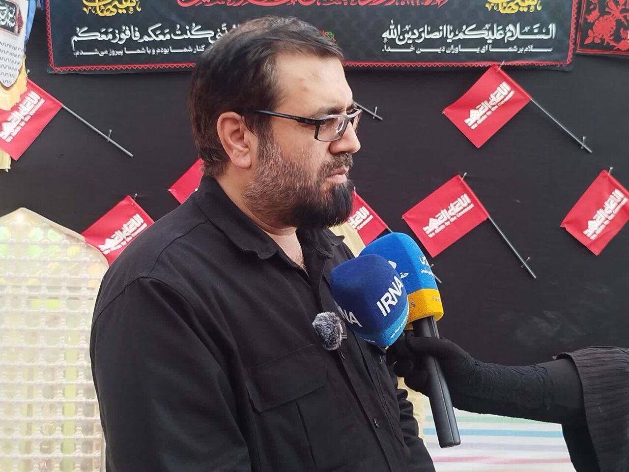 اجرای برنامههای فرهنگی و هنری برای زائران اربعین در مرز باشماق مریوان