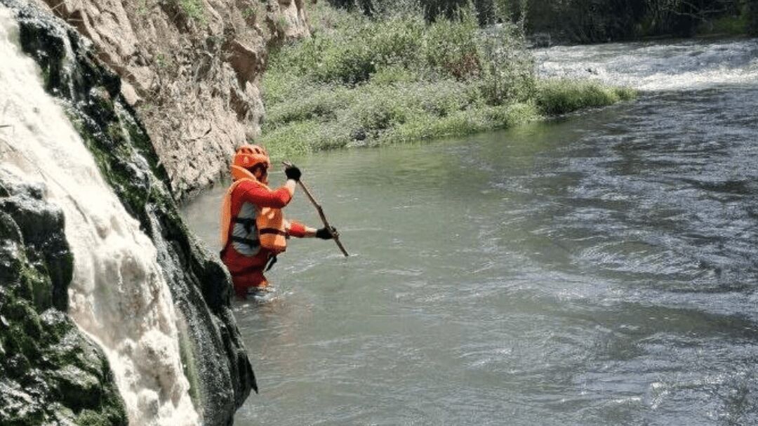 شنا در رودخانه هراز جان پدر و پسر مازندرانی را گرفت/ جستجو برای یافتن پیکرها ادامه دارد