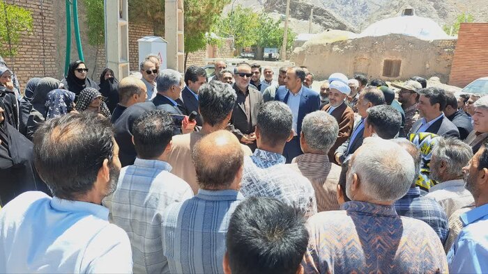 انعکاس رنج گرد و غبار در ایرنا تا تدبیر میدانی استاندار خراسان جنوبی برای روستاهای خوسف