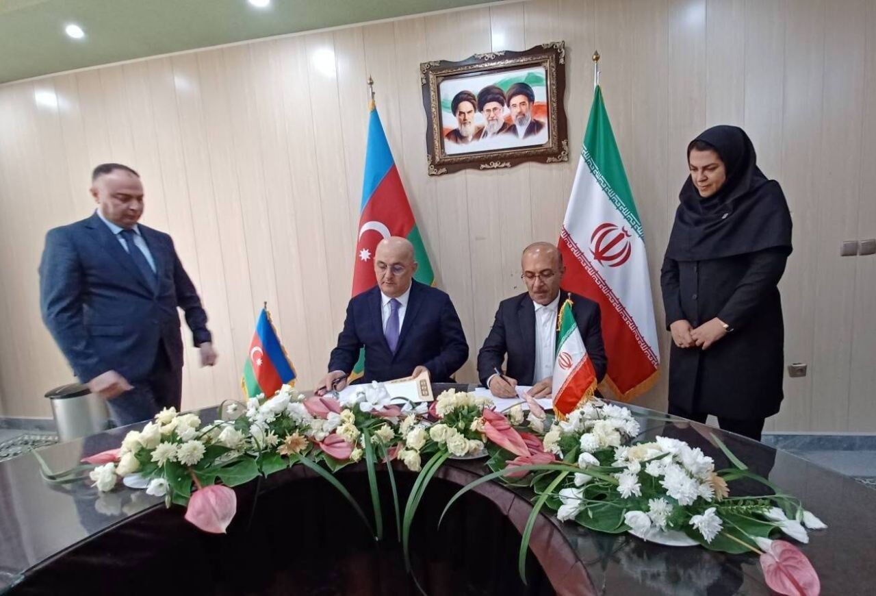 ایران و جمهوری آذربایجان تفاهمنامه گمرکی امضا کردند
