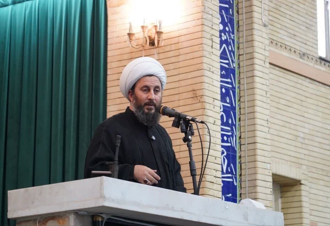 اربعین نماد تجدید بیعت با آرمان‌های عاشورا است/ وحدت ملی راهبرد ملت ایران در برابر آمریکا