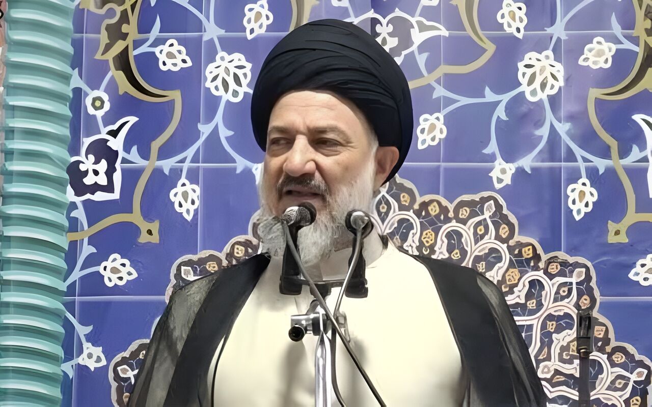 لزوم هوشیاری در برابر نفوذ دشمن از طریق عناصر بهظاهر مذهبی و خودی
