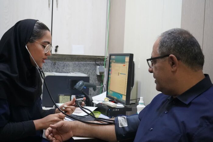 اهداکننده ۱۴۲ بار خون در بوشهر تجلیل شد؛ اهدای خون نماد همبستگی اجتماعی است