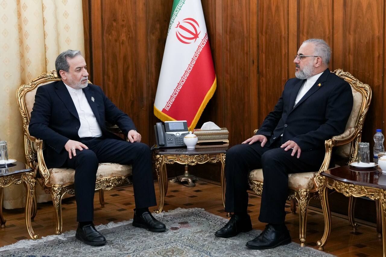 Araghchi stresses responsible follow-up on Iran-Portugal bilateral ties