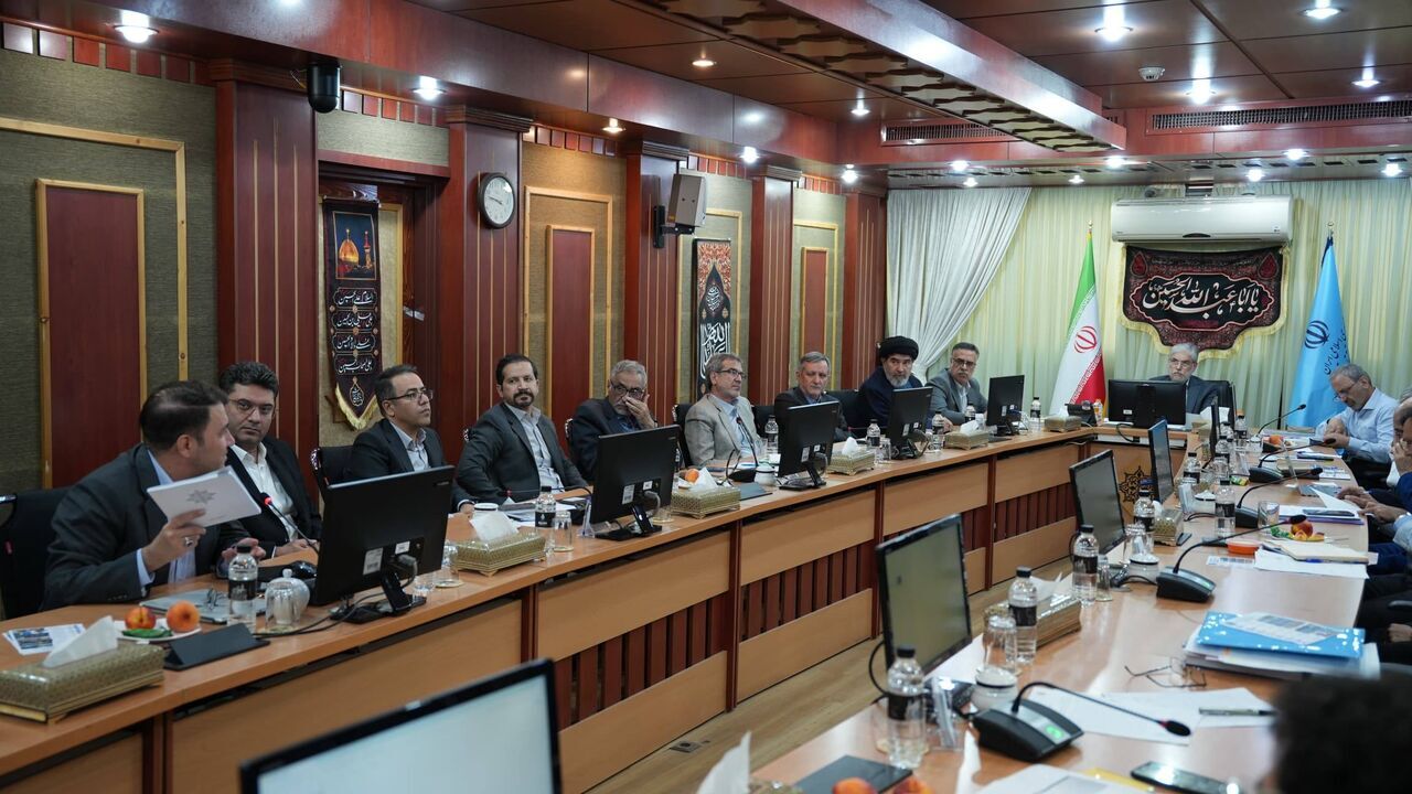 وزير العلوم الايراني: لتنظيم مؤتمرات علمية حول أفكار القائد الشهيد وزير العلوم الايراني: لتنظيم مؤتمرات علمية حول أفكار القائد الشهيد