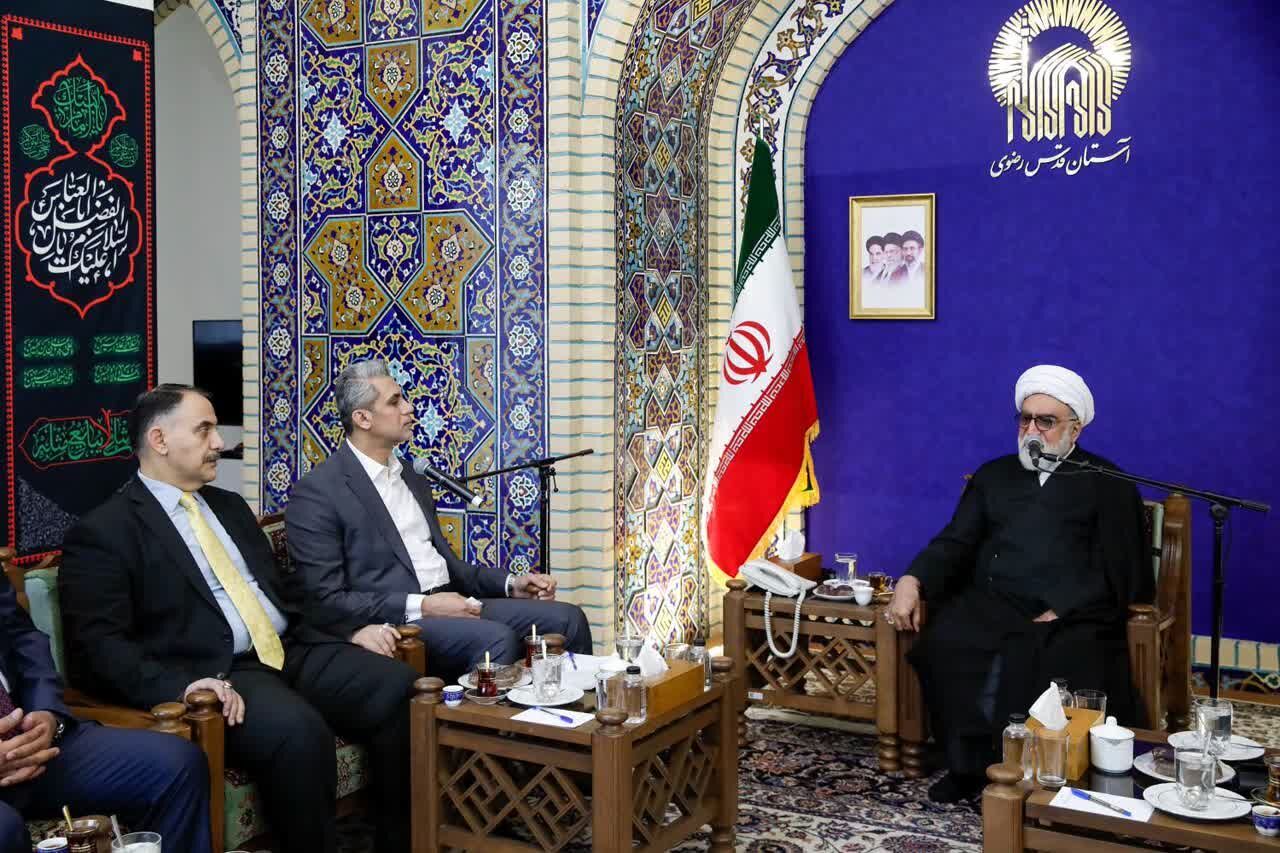سادن الروضة الرضوية المقدسة: عزّة الشعوب تُصان بالمقاومة سادن الروضة الرضوية المقدسة: عزّة الشعوب تُصان بالمقاومة