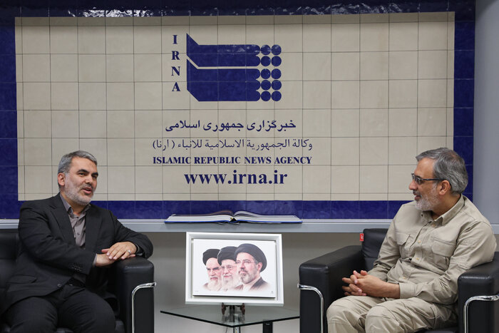 برچسب زدن به طرفداران جنگ و مذاکره در ادبیات سیاسی اسلام جایی ندارد
