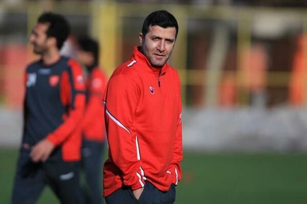 منافی: توقع از تارتار بالاست/ بازیکنان بیکیفیت پرسپولیس را از قهرمانی دور کردند