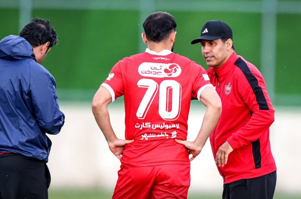 منافی: توقع از تارتار بالاست/ بازیکنان بیکیفیت، پرسپولیس را از قهرمانی دور کردند منافی: توقع از تارتار بالاست/ بازیکنان بیکیفیت، پرسپولیس را از قهرمانی دور کردند
