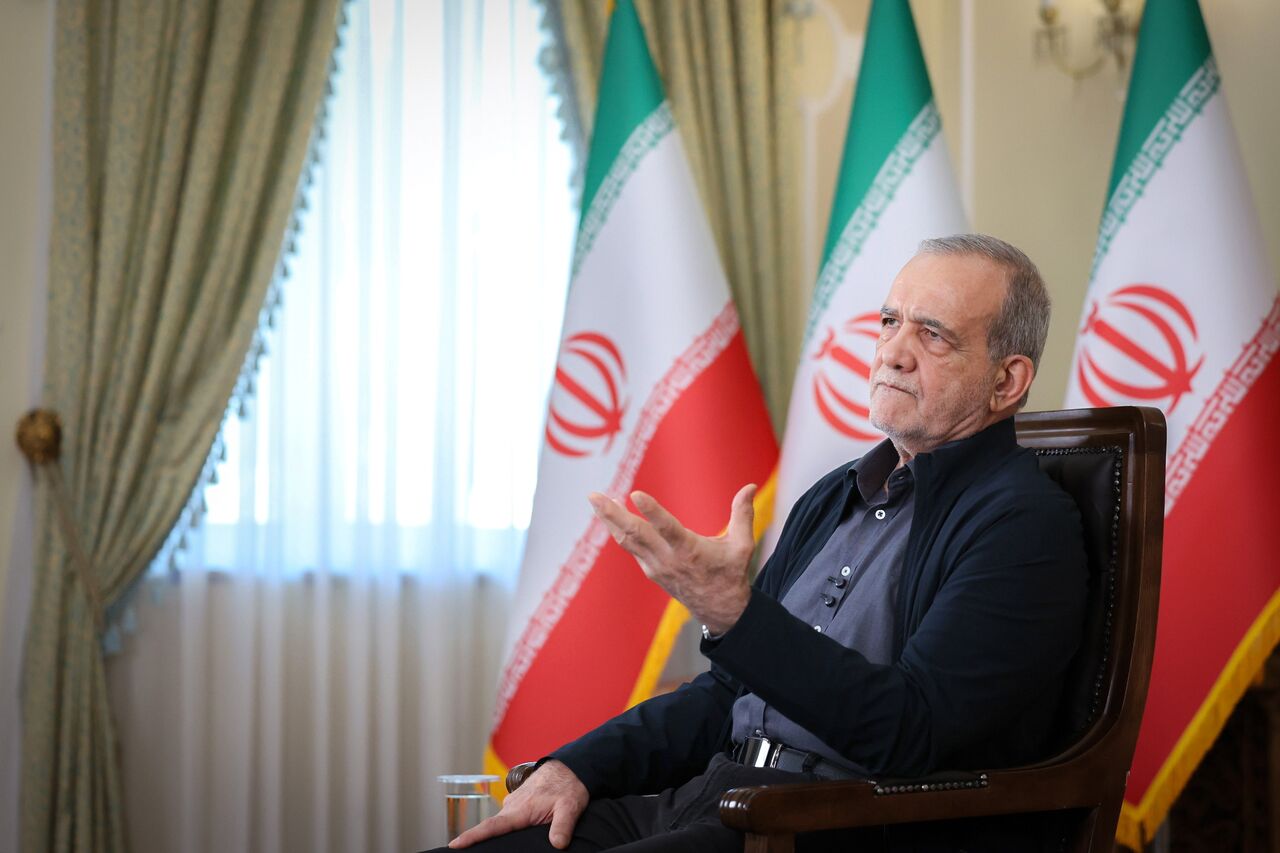 باید پُستها را به افراد شایسته بدهیم/دولت با شهادت رهبری پشتوانه بزرگی را از دست داد باید پُستها را به افراد شایسته بدهیم/دولت با شهادت رهبری پشتوانه بزرگی را از دست داد