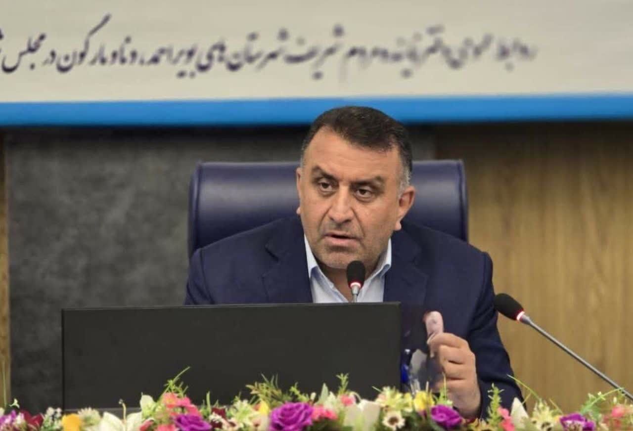 وظیفه نمایندگان مجلس کمک به دولت است وظیفه نمایندگان مجلس کمک به دولت است