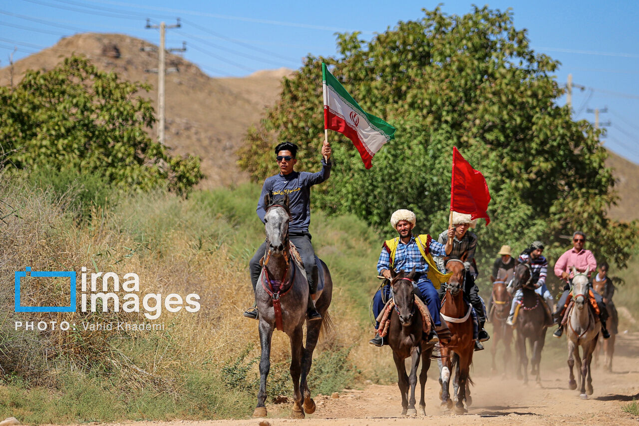 ۴۰ هزار زائر خراسانشمالی در قالب ۲۲۰ هیات سواره راهی مشهد شدند