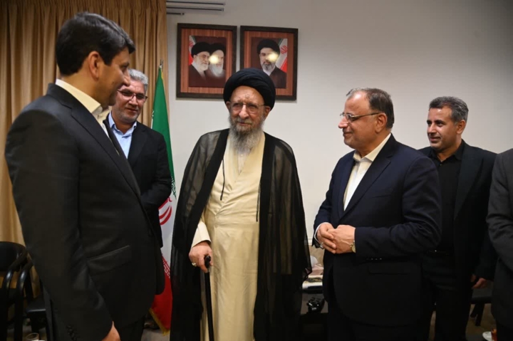 ستار هاشمی: پایداری ارتباط در شرایط جنگی، اولویت وزارت ارتباطات بود