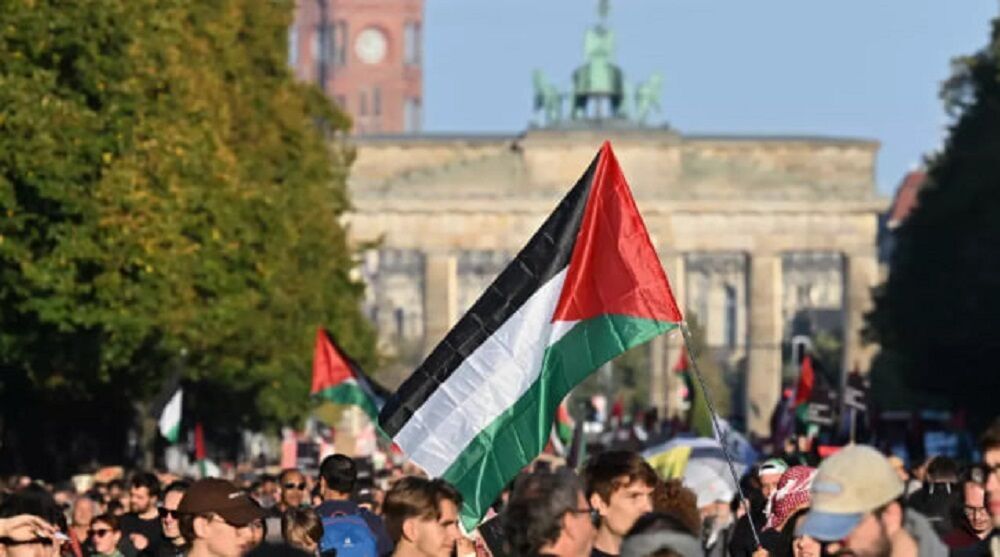 Germany, South Korea protest against Israeli regime