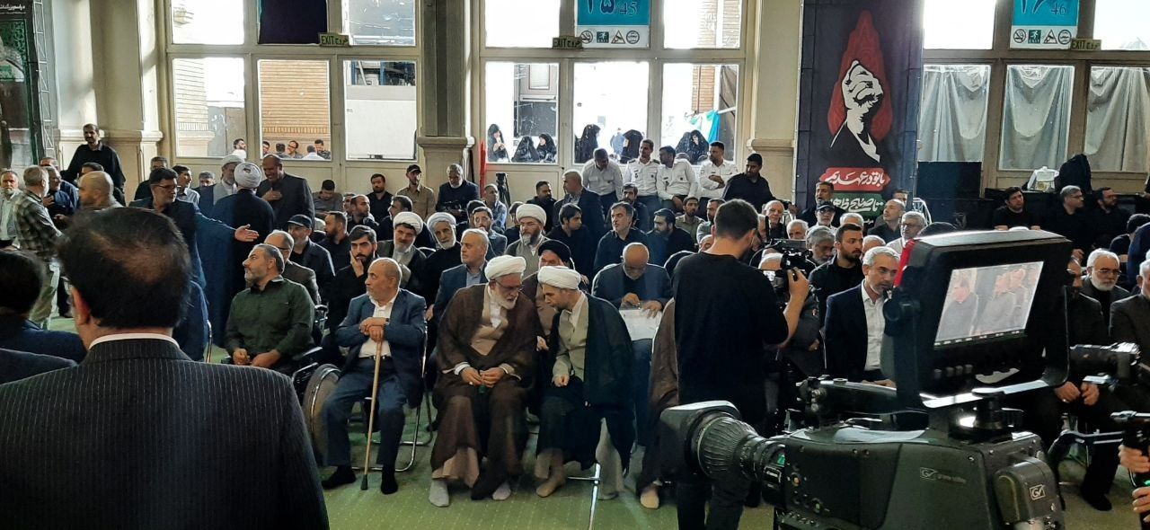 آیین بزرگداشت چهلم امام شهید در مصلی تهران