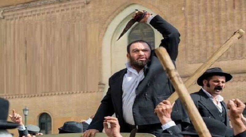 پخش «عملیات آژاکس» و «قیام» از تلویزیون/ علی اوجی «قهرمان» را اجرا میکند پخش «عملیات آژاکس» و «قیام» از تلویزیون/ علی اوجی «قهرمان» را اجرا میکند