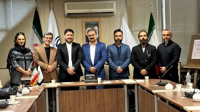 حسامالدین سراج برای رهبر شهید ایران خواند/ برگزاری کارگاه «موسیقی و سلامت روان»
