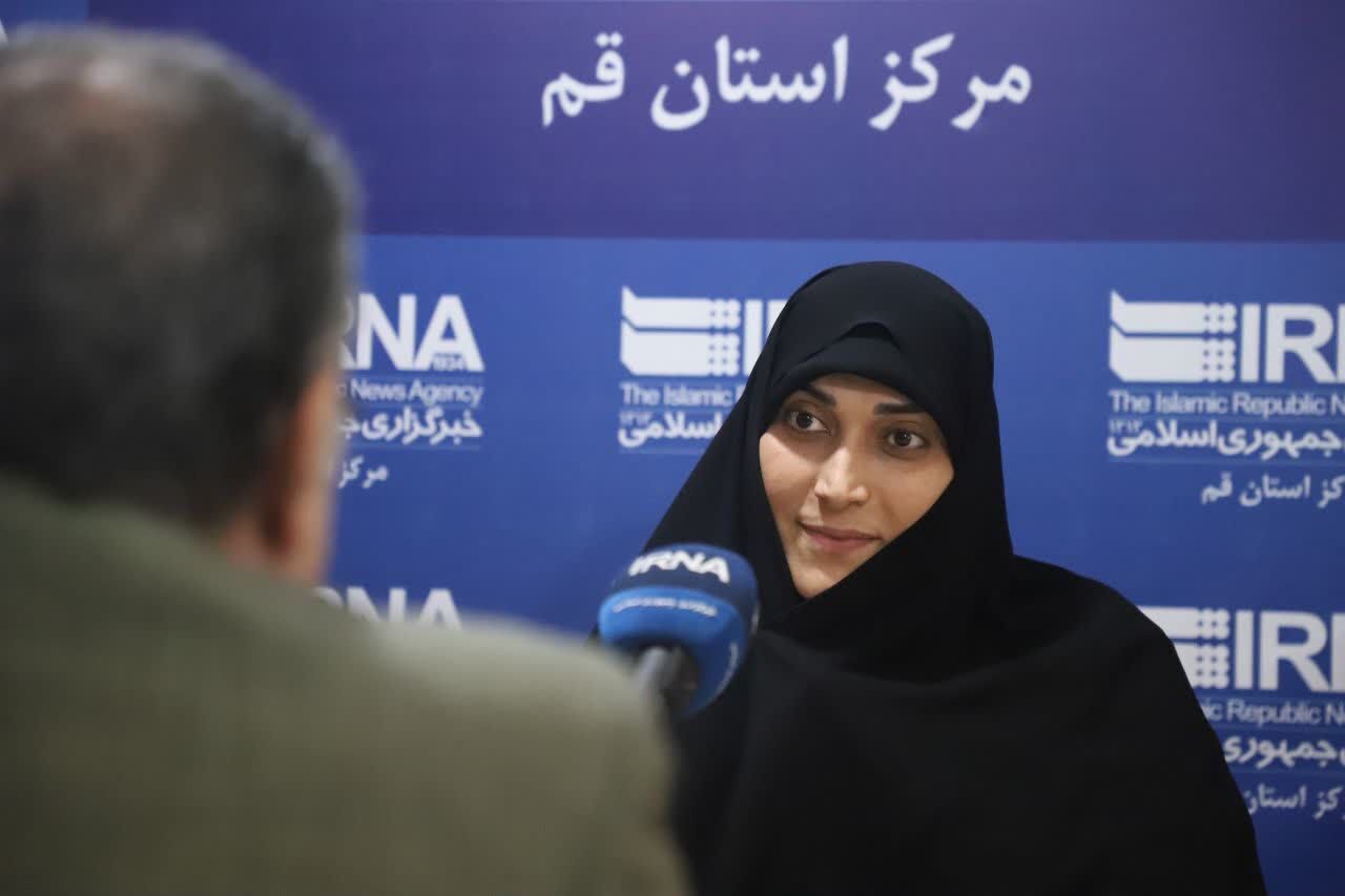 مشاور استاندار قم: سلامت و حمایت از زنان شاغل باید به اولویت دستگاههای اجرایی تبدیل شود